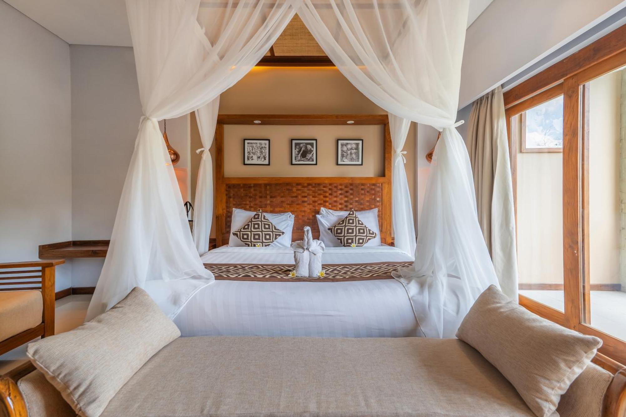 The Lokha Ubud Resort, Villas & Spa Exterior photo
