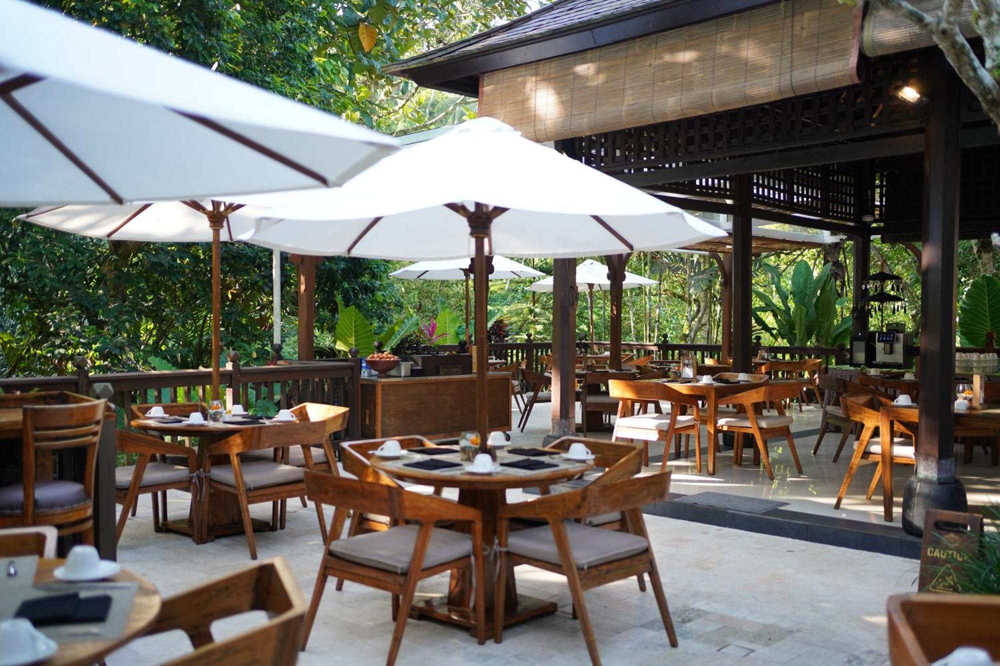 The Lokha Ubud Resort, Villas & Spa Exterior photo