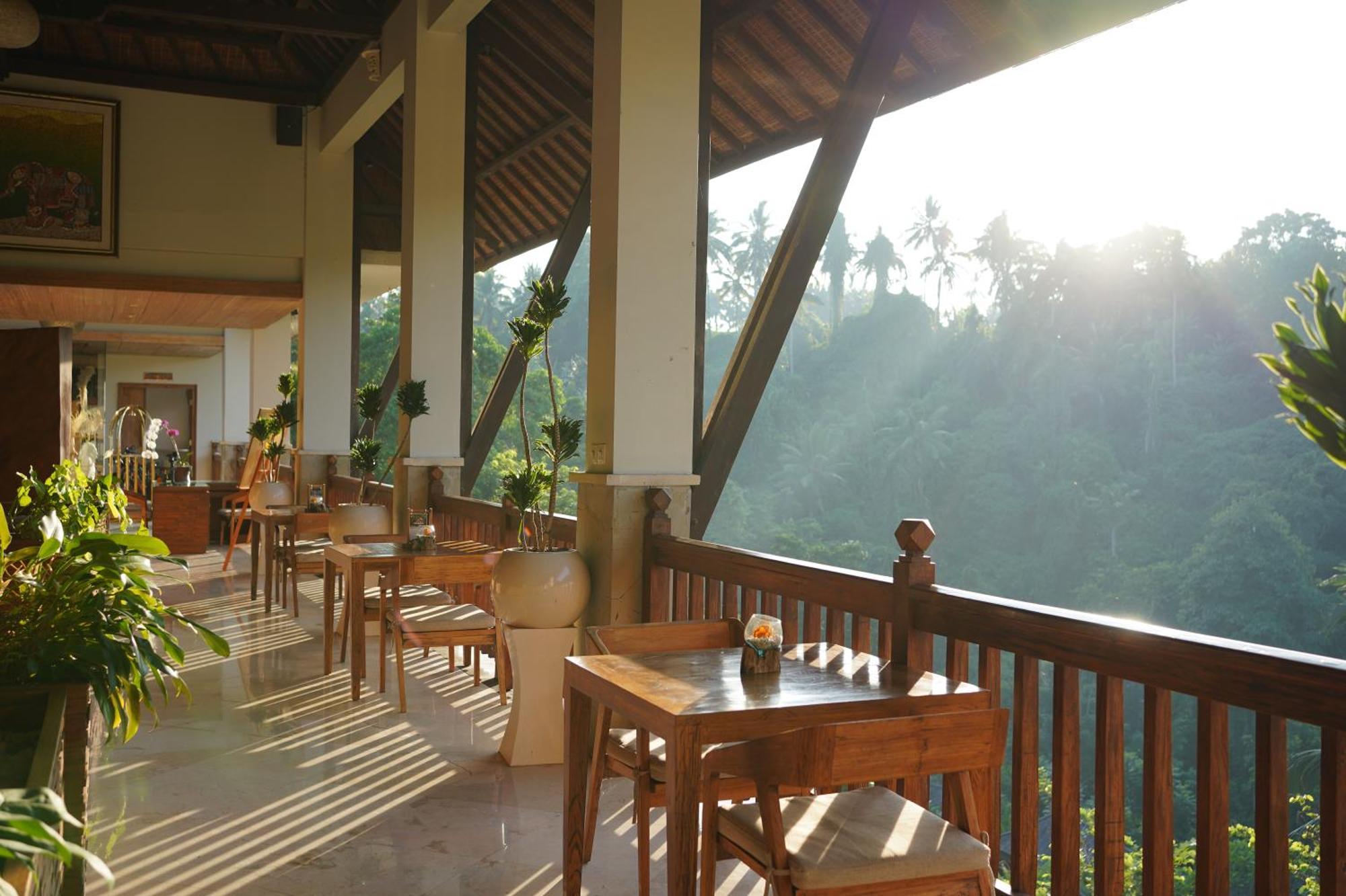 The Lokha Ubud Resort, Villas & Spa Exterior photo